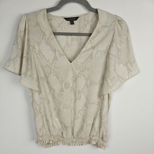Banana Republic Women's Fluttered Sleeve Blouse Snakeskin look Size Small